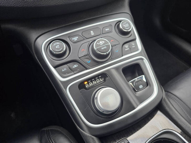 2016 Chrysler 200
