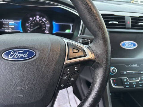2019 Ford Fusion Hybrid SE