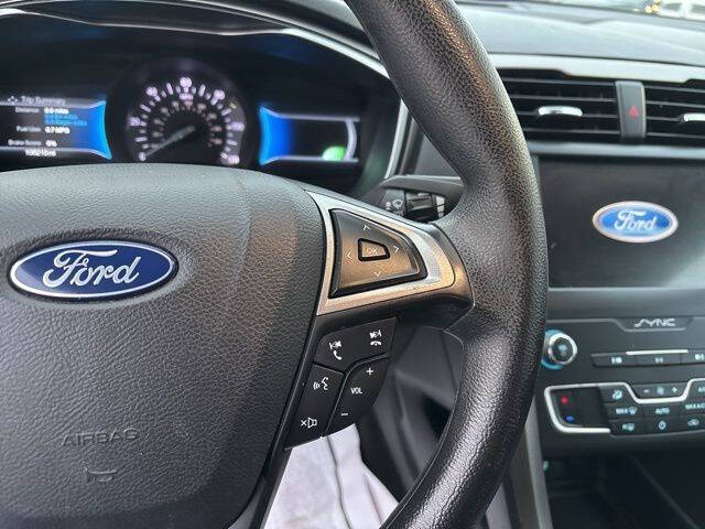 2019 Ford Fusion Hybrid SE