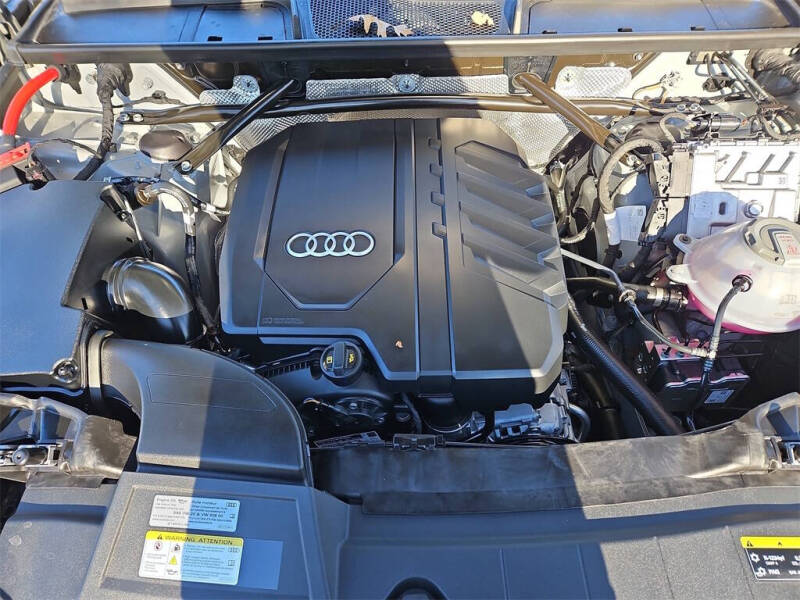 2025 Audi Q5 quattro S line Prem Plus 45 TFSI