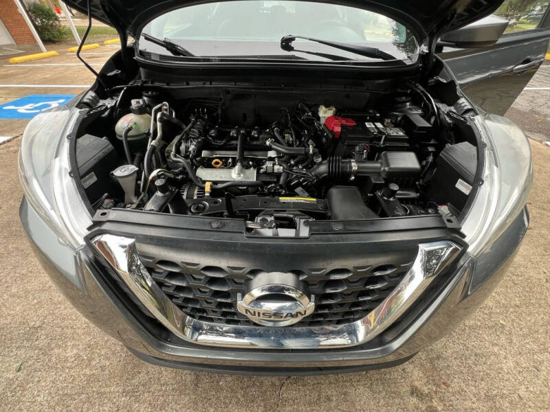 2020 Nissan Kicks SV