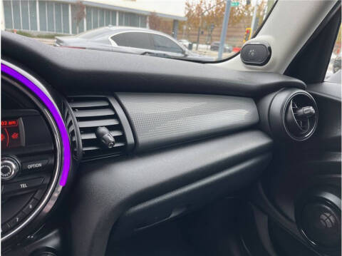 2015 MINI Hardtop 4 Door Cooper