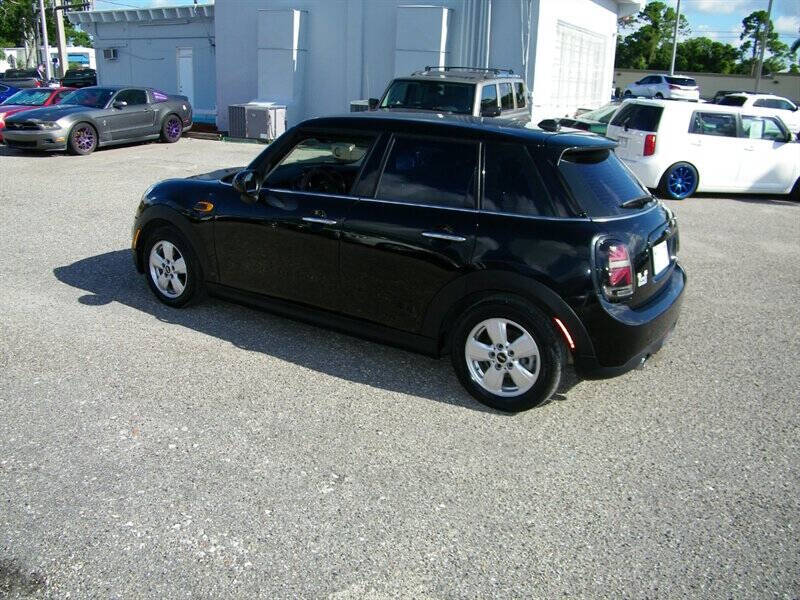 2016 MINI Hardtop 4 Door Cooper