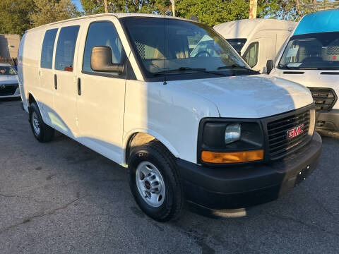 2017 GMC Savana 2500
