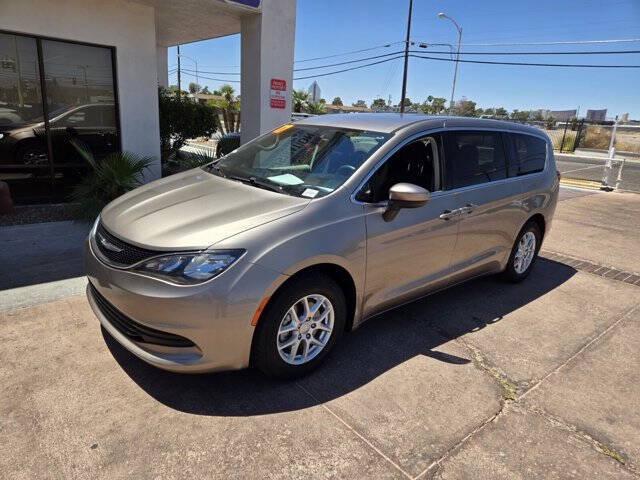 2017 Chrysler Pacifica Touring