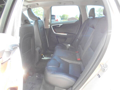 2017 Volvo XC60 T5 Inscription