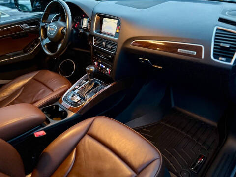 2016 Audi Q5 2.0T quattro Premium Plus