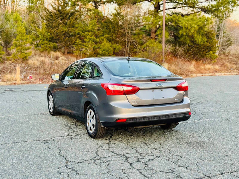 2012 Ford Focus S