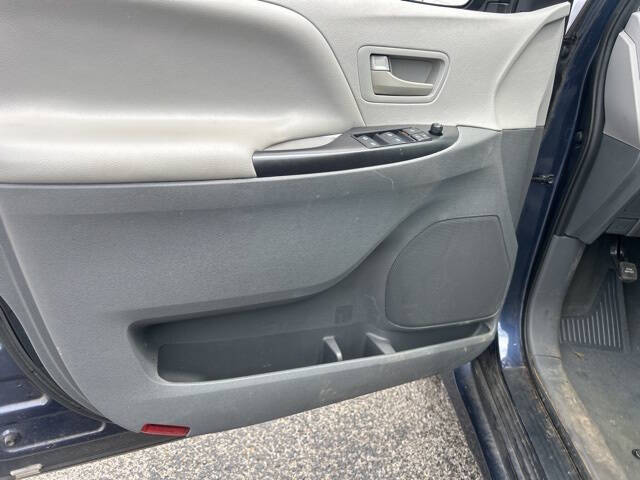 2020 Toyota Sienna L 7-Passenger