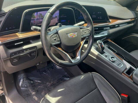 2023 Cadillac Escalade ESV Premium Luxury