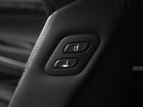 2025 Genesis GV80 2.5T Standard