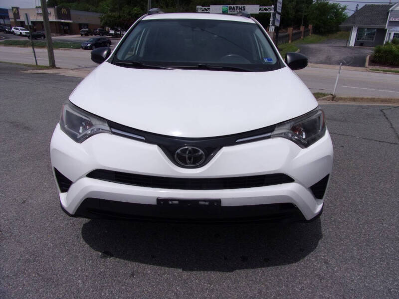 2018 Toyota RAV4 LE