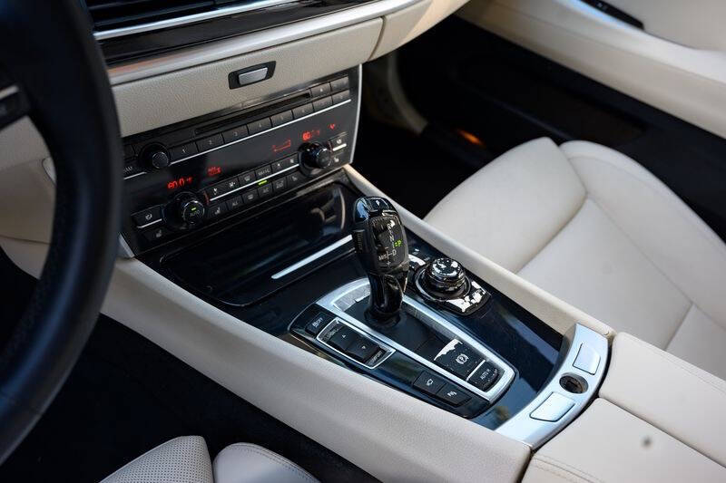 2013 BMW 5 Series 535i Gran Turismo