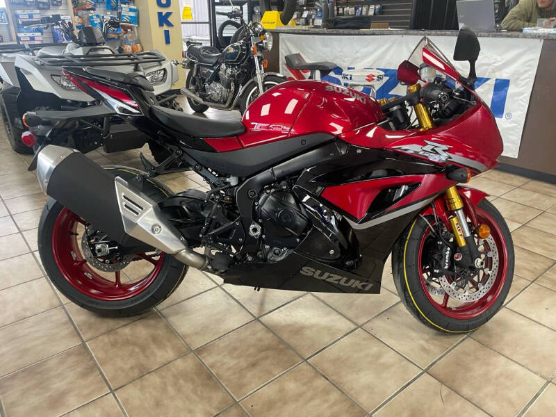 2025 Suzuki GSX-R1000R