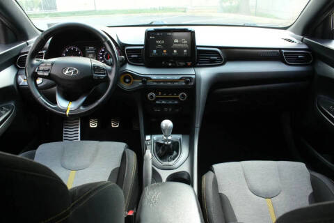 2019 Hyundai Veloster