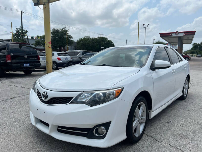 2014 Toyota Camry for sale at Friendly Auto Sales in Pasadena TX