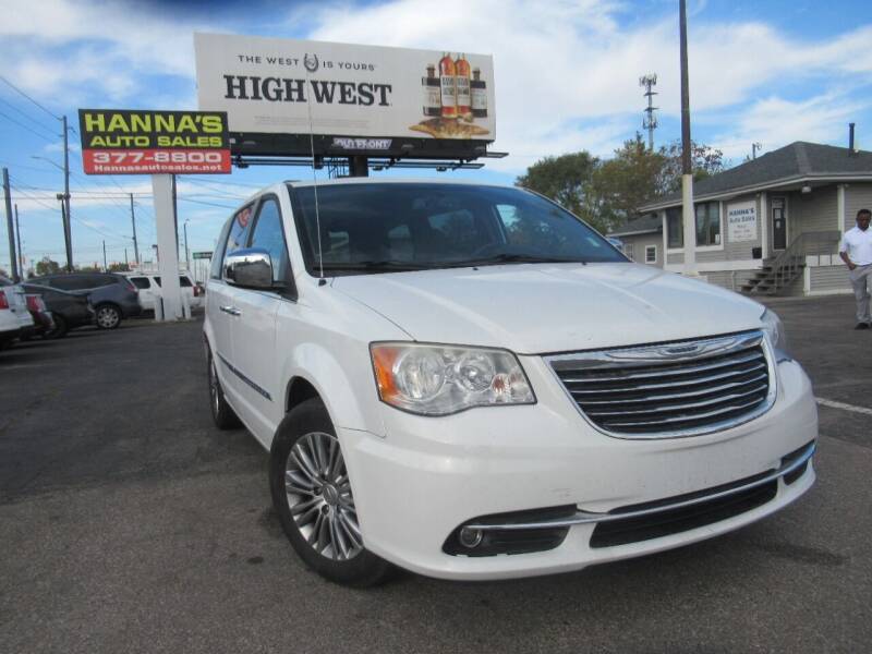 2014 Chrysler Town and Country for sale at Hanna's Auto Sales in Indianapolis IN