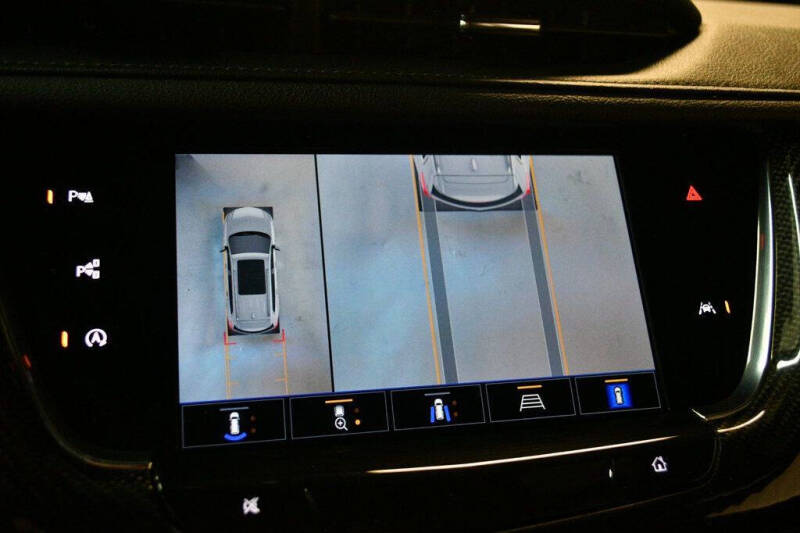 2022 Cadillac XT6 Sport