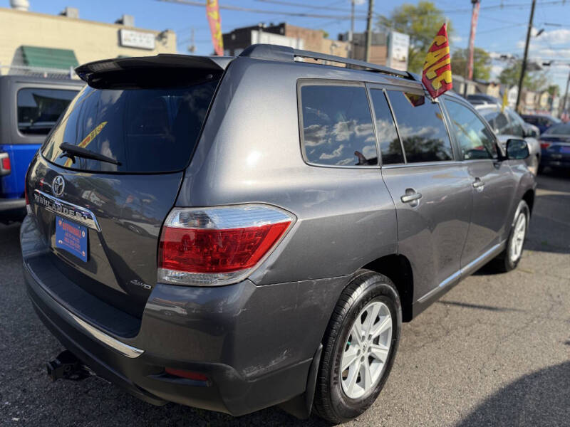2011 Toyota Highlander