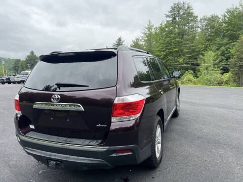 2011 Toyota Highlander SE