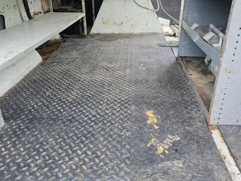 2005 Ford E-Series E-350 SD