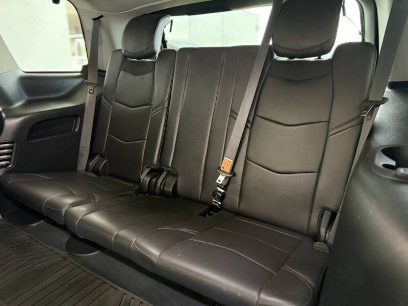 2019 Cadillac Escalade Luxury