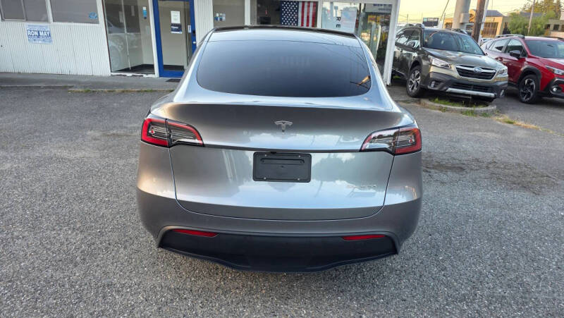 2024 Tesla Model Y Long Range