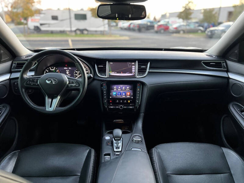 2019 Infiniti QX50 Essential