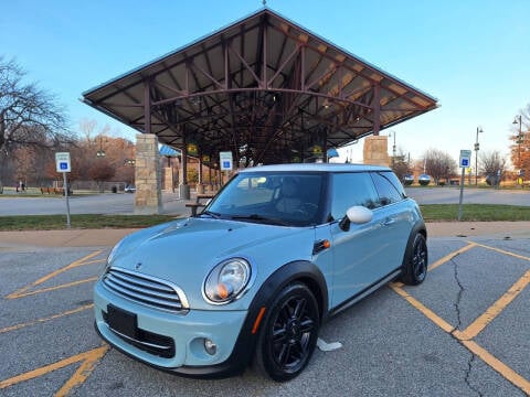 2012 MINI Cooper Hardtop for sale at Nationwide Auto in Merriam KS