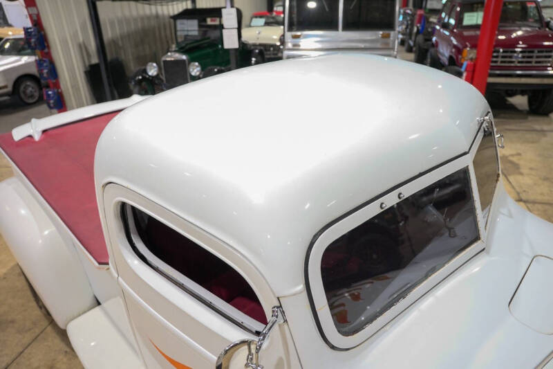 1941 International Model K