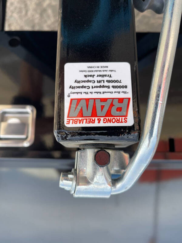 2026 PJ Trailers D7