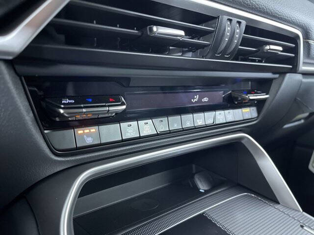 2025 Mazda CX-70 Plug-in Hybrid Premium