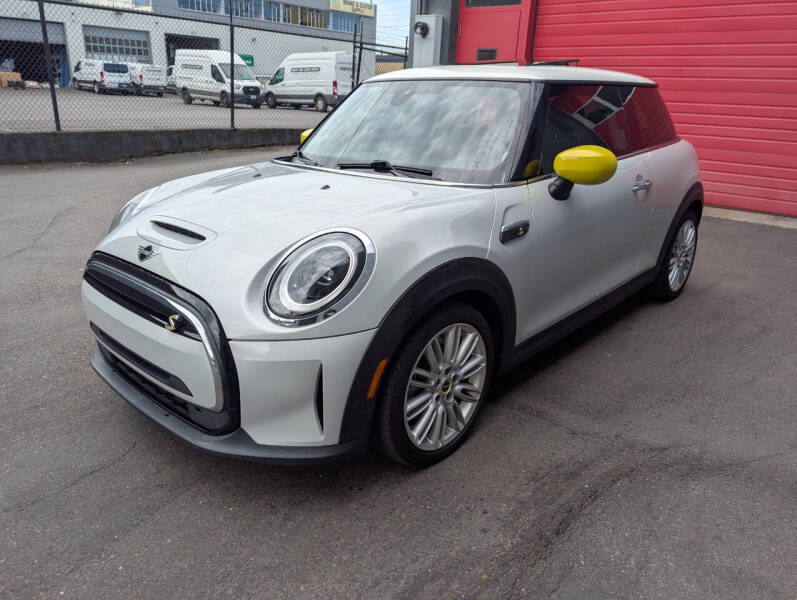 2023 MINI Hardtop 2 Door Cooper SE