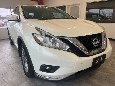 2015 Nissan Murano for sale at Evolution Autos in Whiteland IN