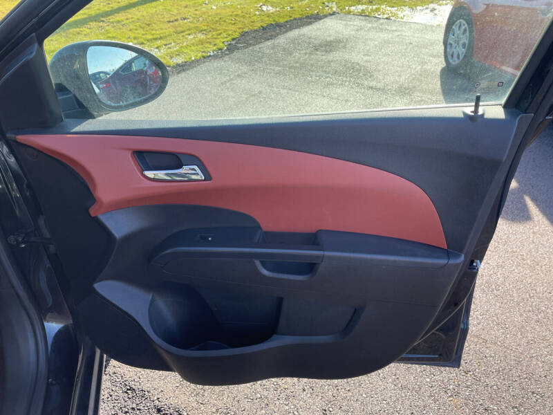 2015 Chevrolet Sonic LTZ Auto