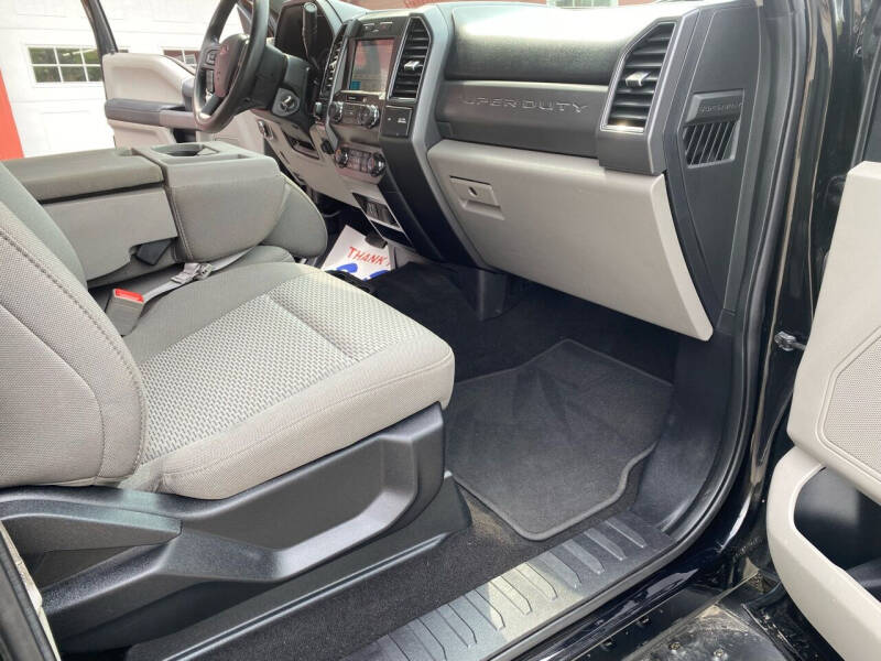 2019 Ford F-250 Super Duty XLT photo 18