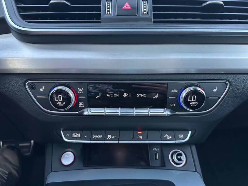 2018 Audi SQ5 3.0T quattro Premium Plus