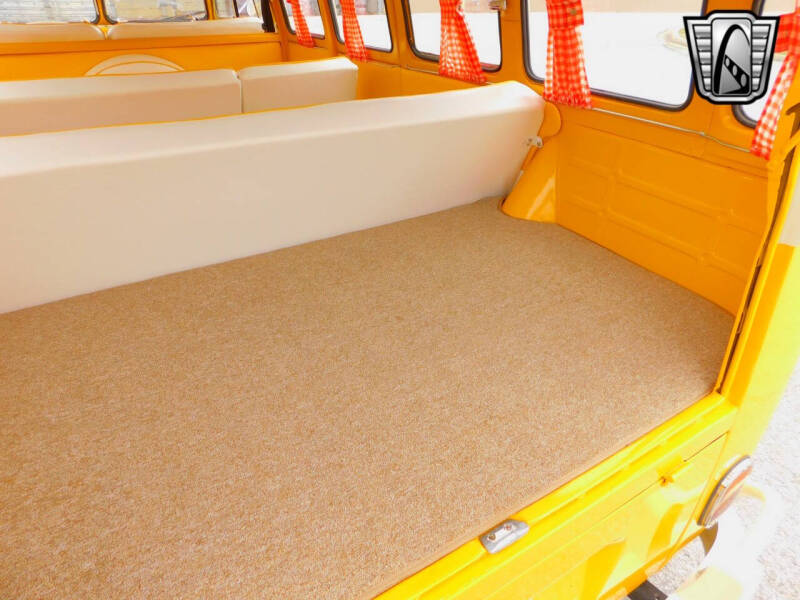 1975 Volkswagen Type 2