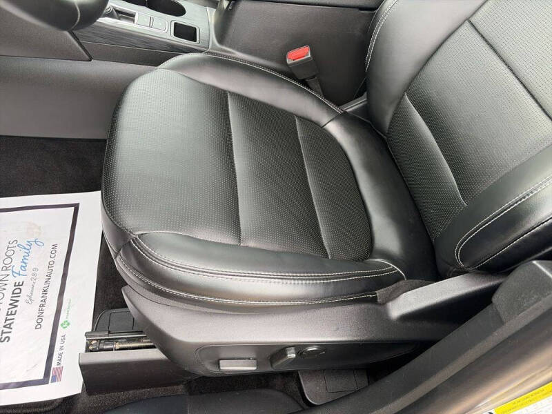 2025 Ford Escape Platinum
