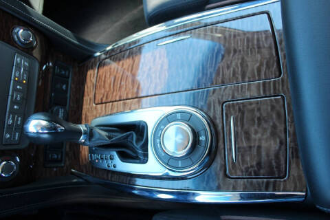 2017 Nissan Armada SV