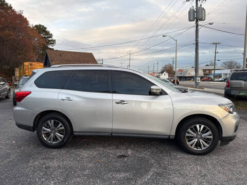 2019 Nissan Pathfinder SV