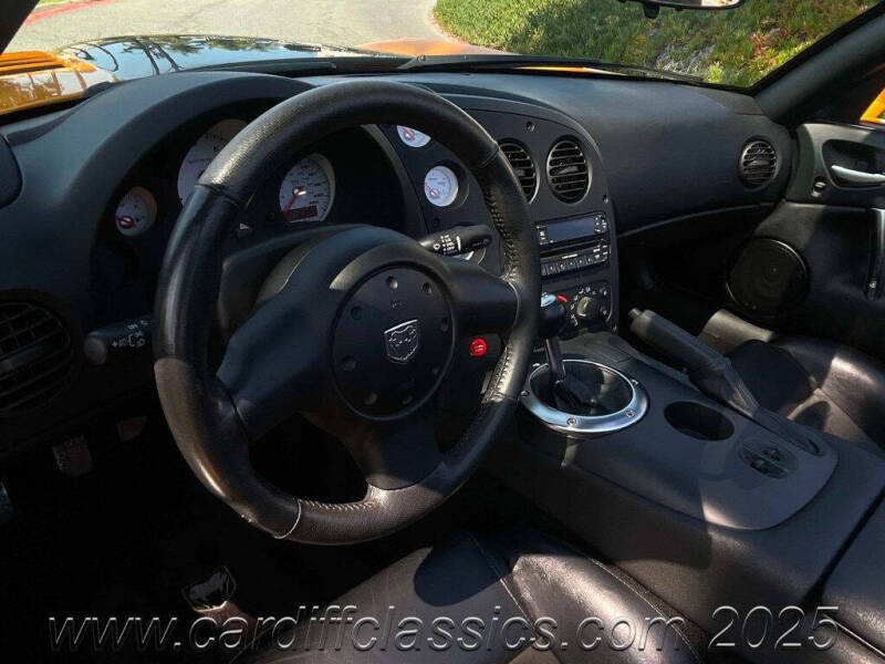 2003 Dodge Viper SRT-10