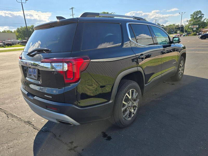 2022 GMC Acadia SLE