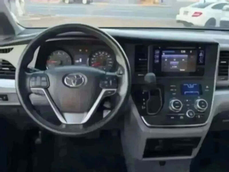 2017 Toyota Sienna