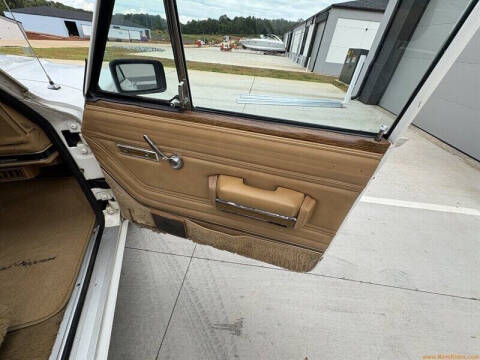 1988 Jeep Grand Wagoneer