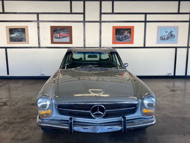 1969 Mercedes-Benz 280SL Roadster for sale at Gallery Junction in Orange CA