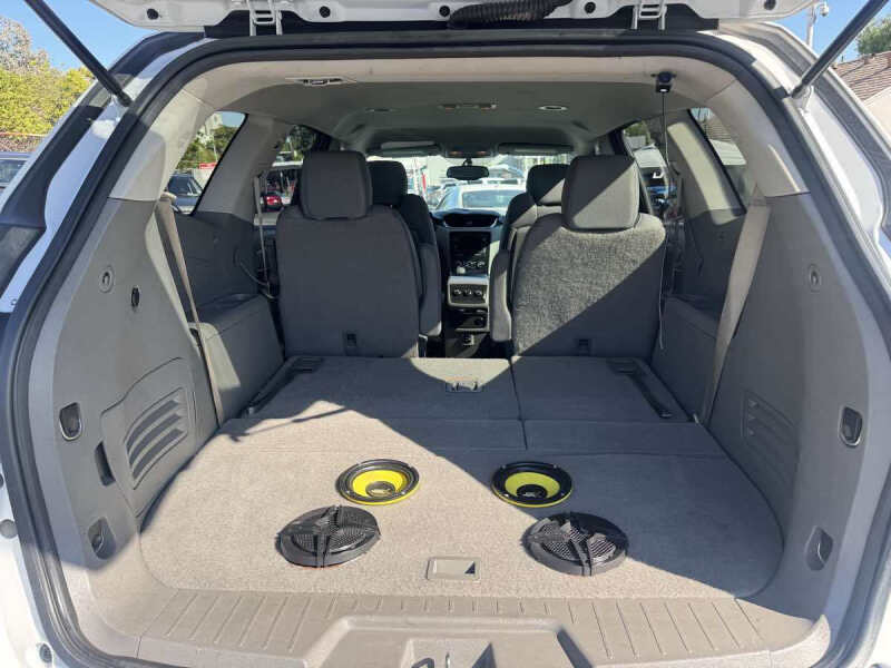 2017 Chevrolet Traverse LT