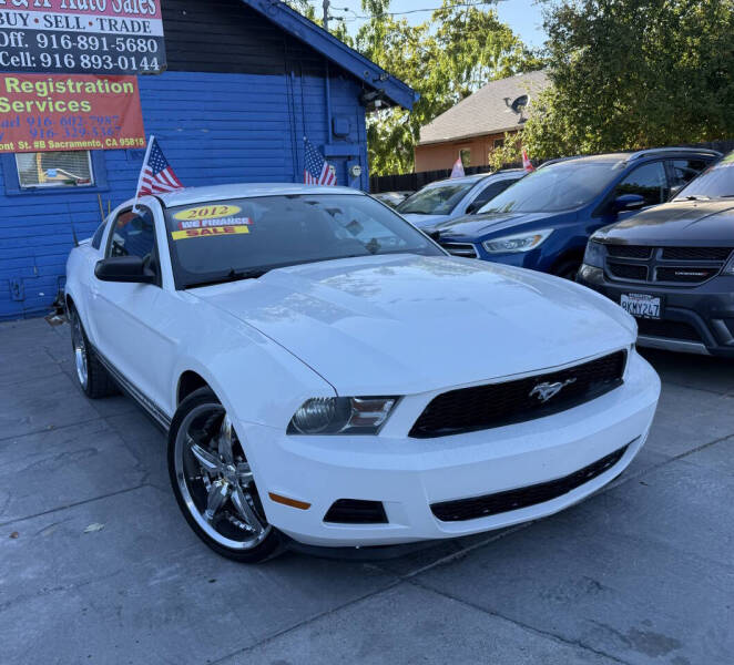 2012 Ford Mustang V6