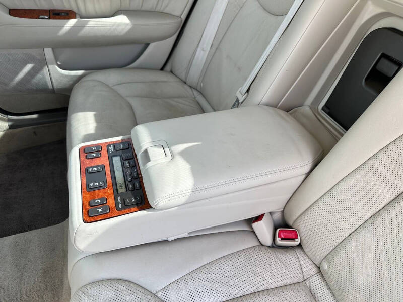 2005 Lexus LS 430
