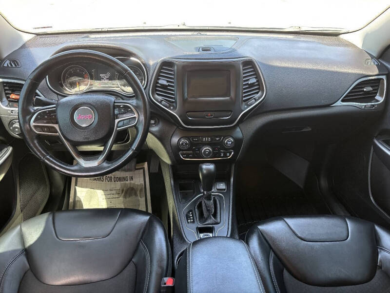 2019 Jeep Cherokee Latitude Plus